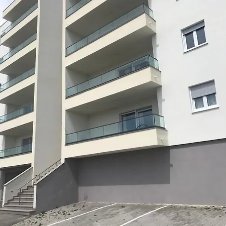 Appartement Leon Makarska