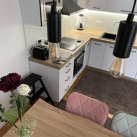 Leon 아파트 마카르스카